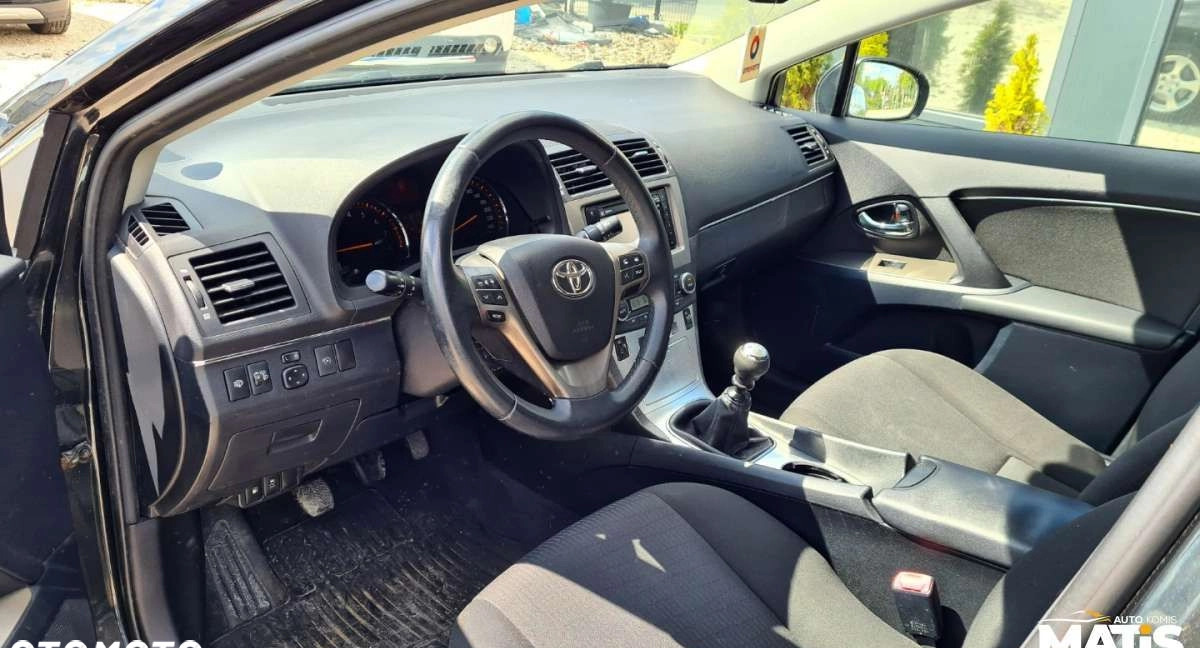 Toyota Avensis cena 27900 przebieg: 255000, rok produkcji 2009 z Radziejów małe 781